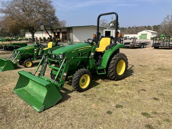 Main image John Deere 3043D