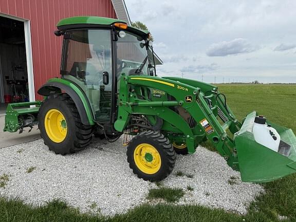 Image of John Deere 3046R Primary image