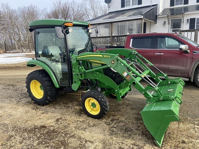 Image of John Deere 3046R equipment image 1