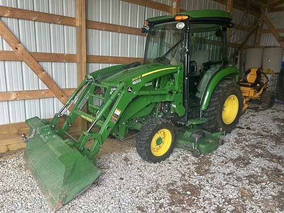 Image of John Deere 3046R Primary image