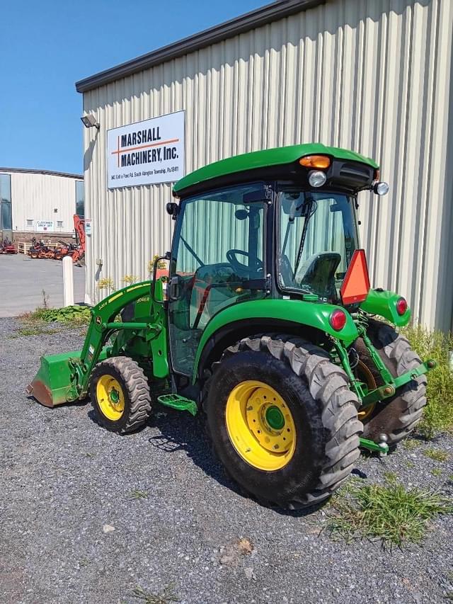 Image of John Deere 3046R equipment image 1