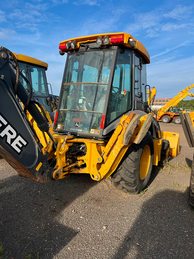 Image of John Deere 310L EP equipment image 2