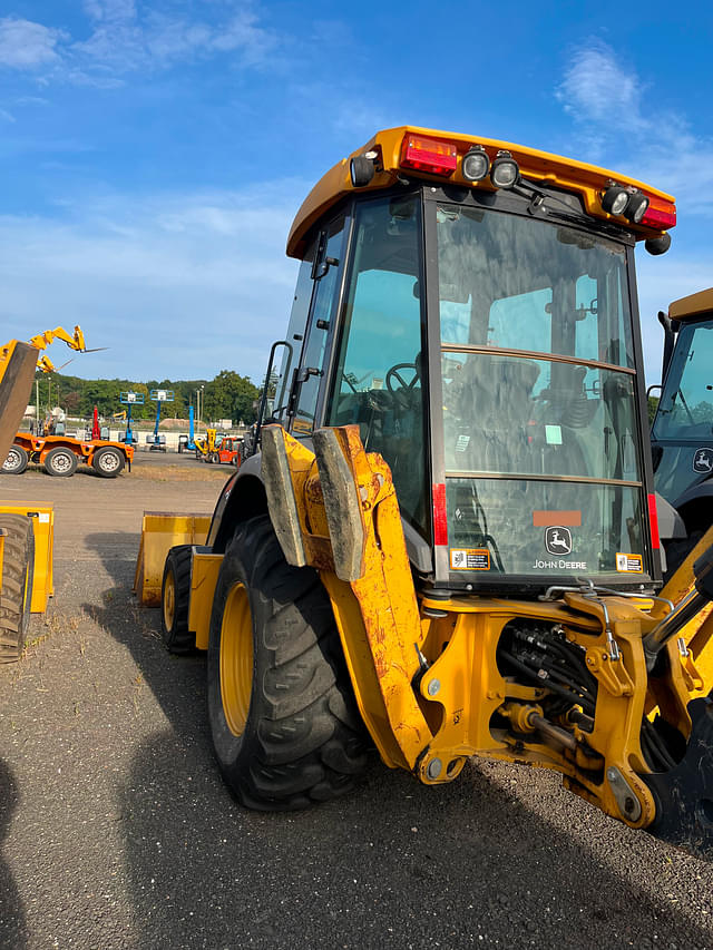 Image of John Deere 310L EP equipment image 3