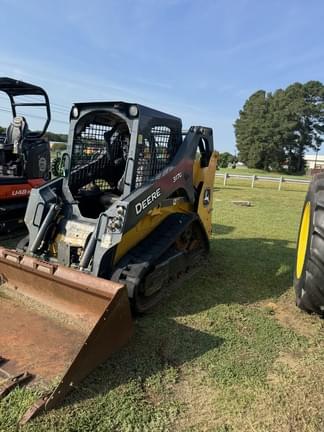 Image of John Deere 317G equipment image 2