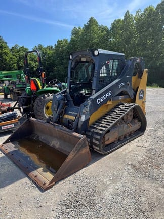 2020 John Deere 317G Equipment Image0