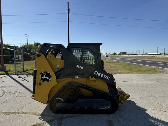 Image of John Deere 317G equipment image 2