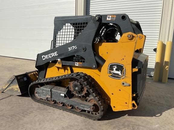 Image of John Deere 317G equipment image 2