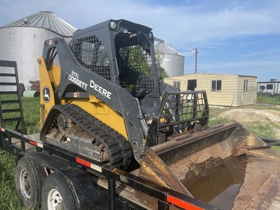 2020 John Deere 317G Equipment Image0