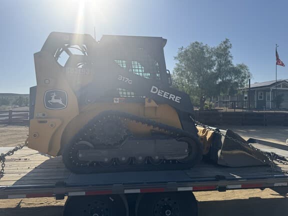 Image of John Deere 317G equipment image 3