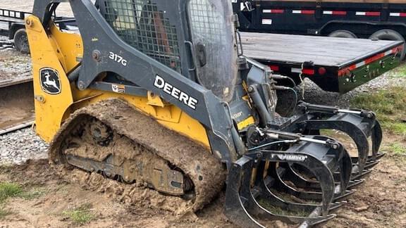 Image of John Deere 317G equipment image 2