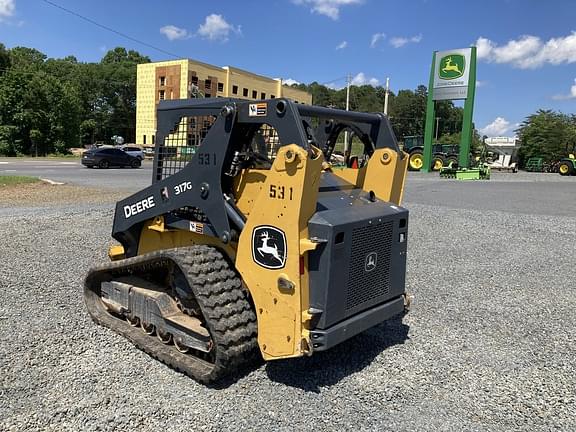 Image of John Deere 317G equipment image 4