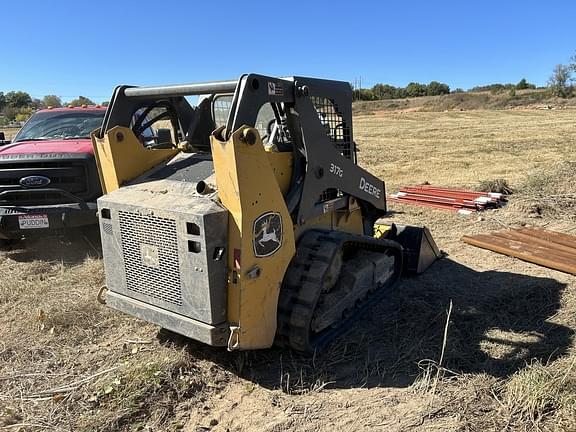 Image of John Deere 317G equipment image 4