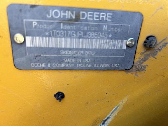 Image of John Deere 317G equipment image 1