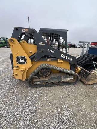 Image of John Deere 317G equipment image 2