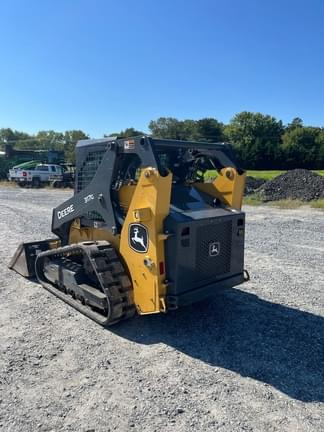 Image of John Deere 317G equipment image 2