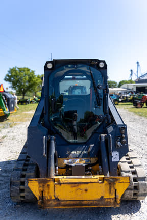 Image of John Deere 317G equipment image 2