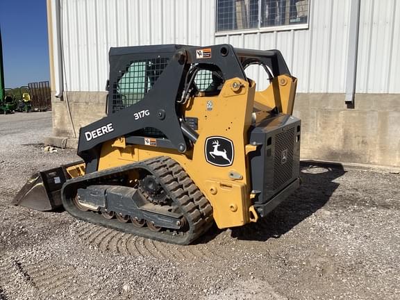 Image of John Deere 317G equipment image 2