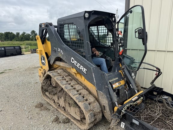 2020 John Deere 317G Equipment Image0
