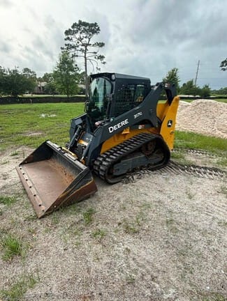 2020 John Deere 317G Equipment Image0