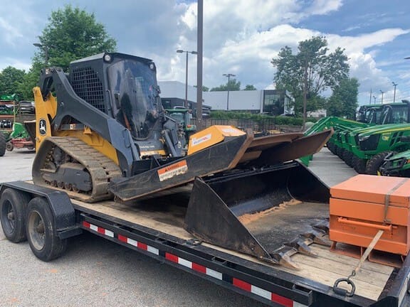 2020 John Deere 317G Equipment Image0