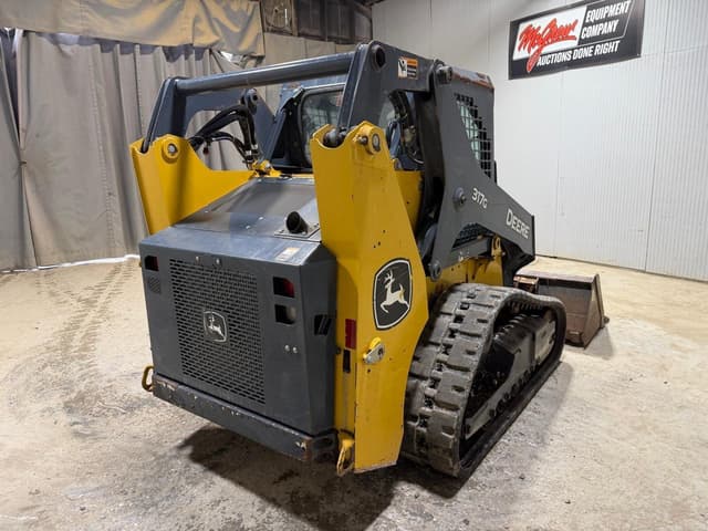 Image of John Deere 317G equipment image 4