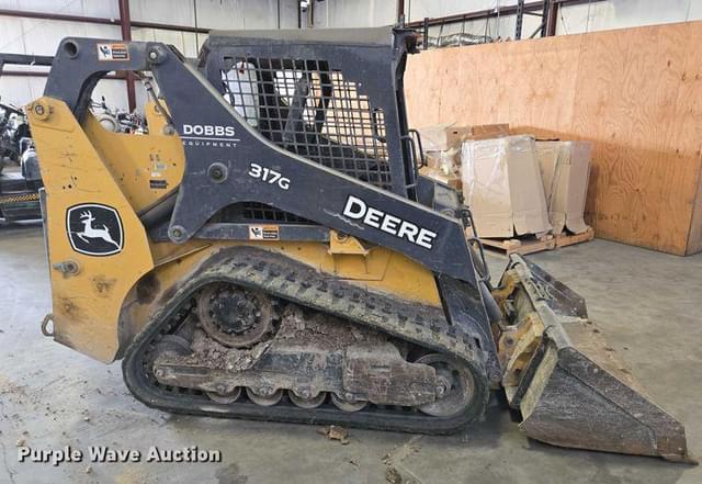 Image of John Deere 317G equipment image 4