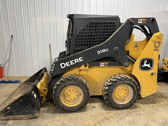 Main image John Deere 318G
