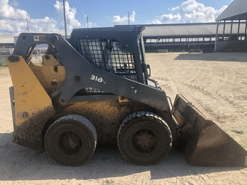 Main image John Deere 318G