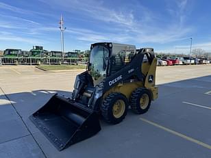 Main image John Deere 318G