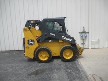 Main image John Deere 318G