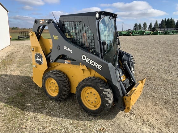 2020 John Deere 318G Equipment Image0