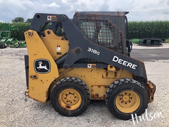 Image of John Deere 318G equipment image 2