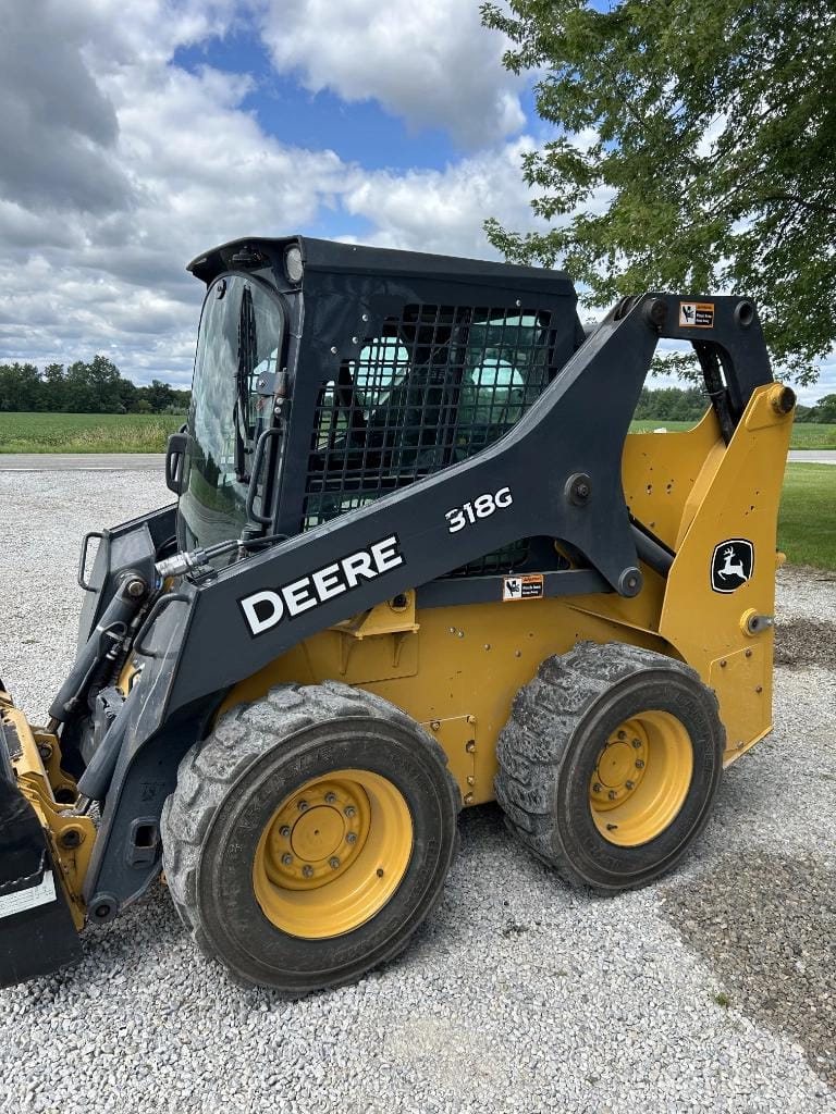 Main image John Deere 318G