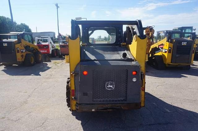 Image of John Deere 318G equipment image 4