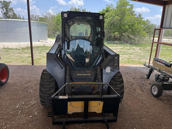 Image of John Deere 320G equipment image 2