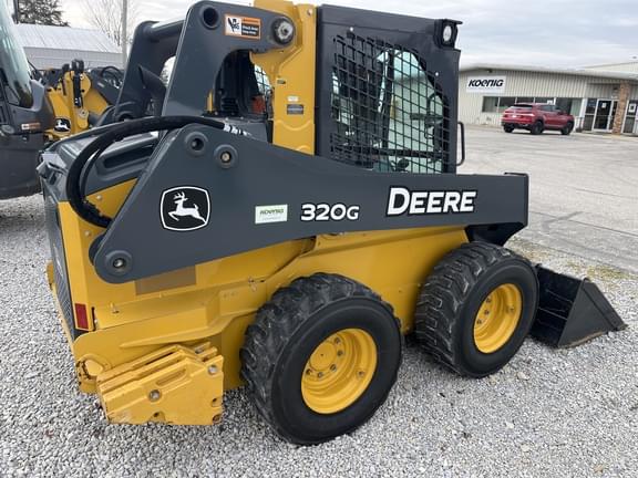 Image of John Deere 320G equipment image 3