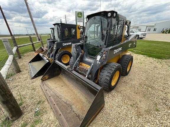 Image of John Deere 320G Primary image