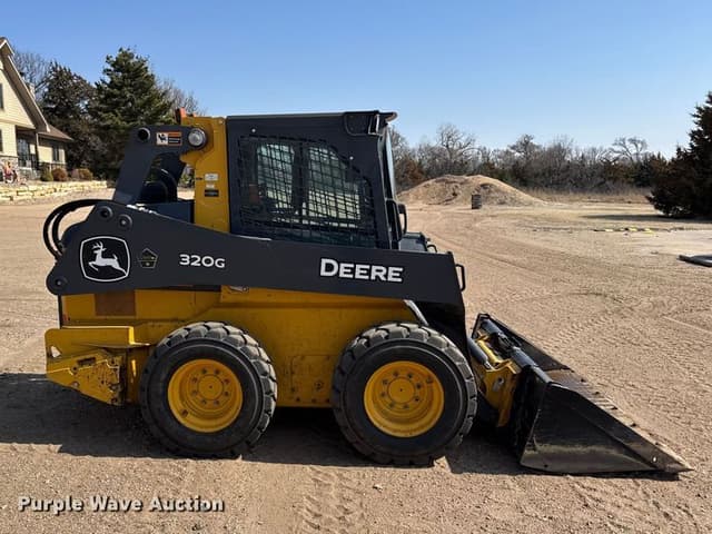 Image of John Deere 320G equipment image 3