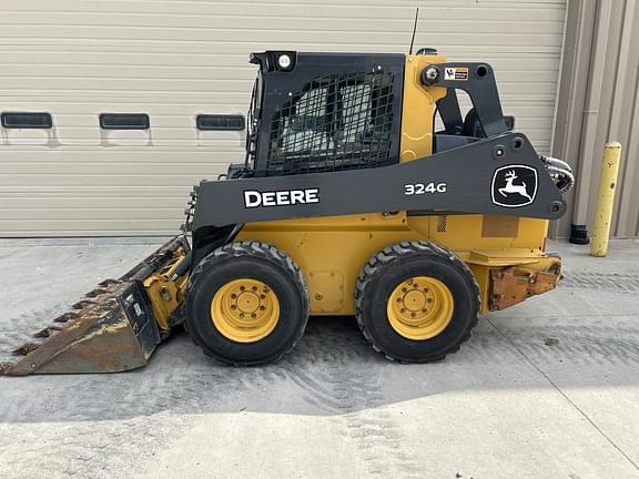 Image of John Deere 324G equipment image 1