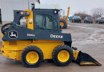Main image John Deere 324G