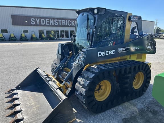 Image of John Deere 324G Primary image