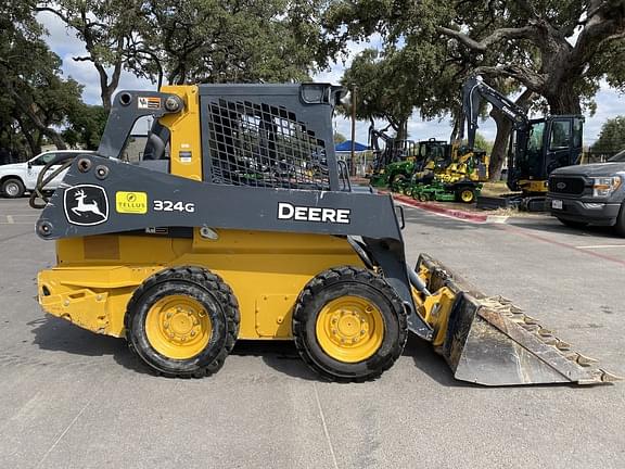 2020 John Deere 324G Equipment Image0