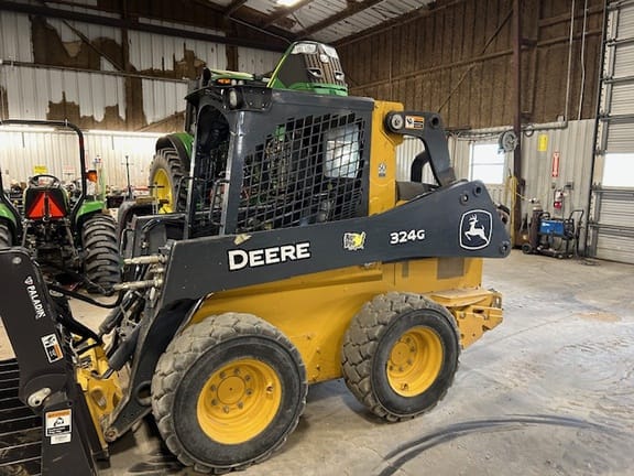 2020 John Deere 324G Equipment Image0