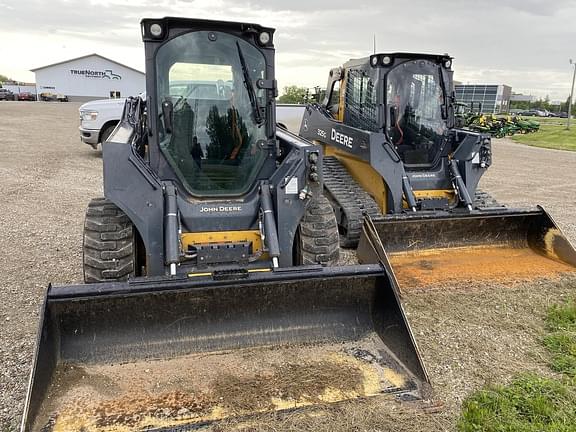 Image of John Deere 324G equipment image 2