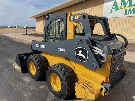 Image of John Deere 324G equipment image 3
