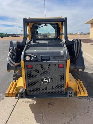 Image of John Deere 324G equipment image 2