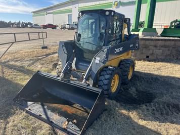 Main image John Deere 324G