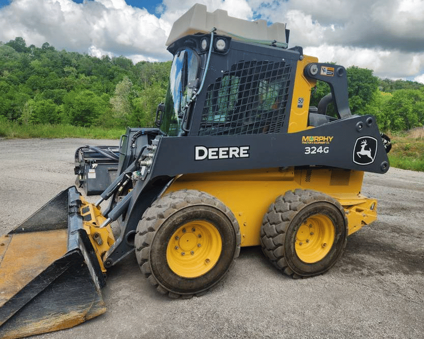 Main image John Deere 324G