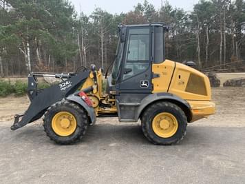 Main image John Deere 324L