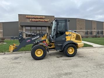 Main image John Deere 324L